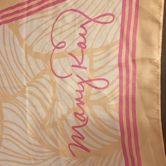 Mary Kay Logo Scarf Pink and Light Gold Hearts Square 28 x 28 - Picture 3 of 3